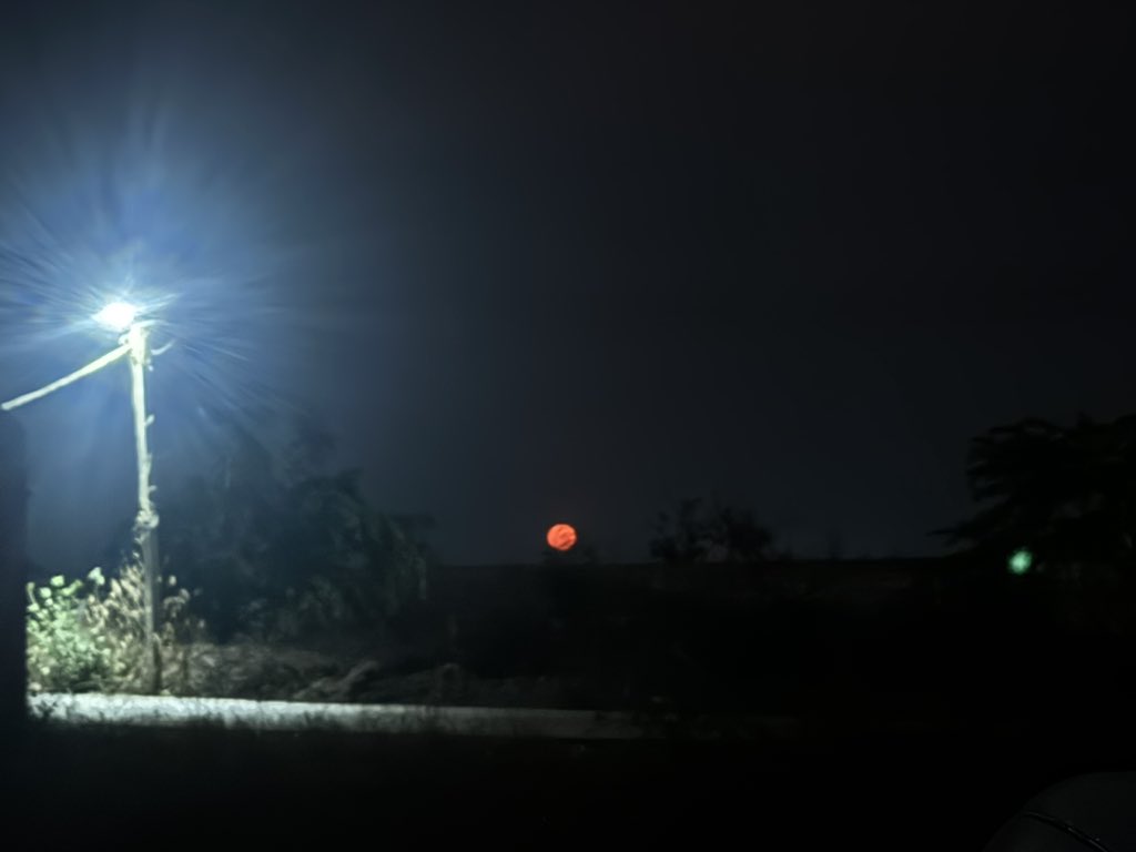 Moon rise 🌑 #bengaluru