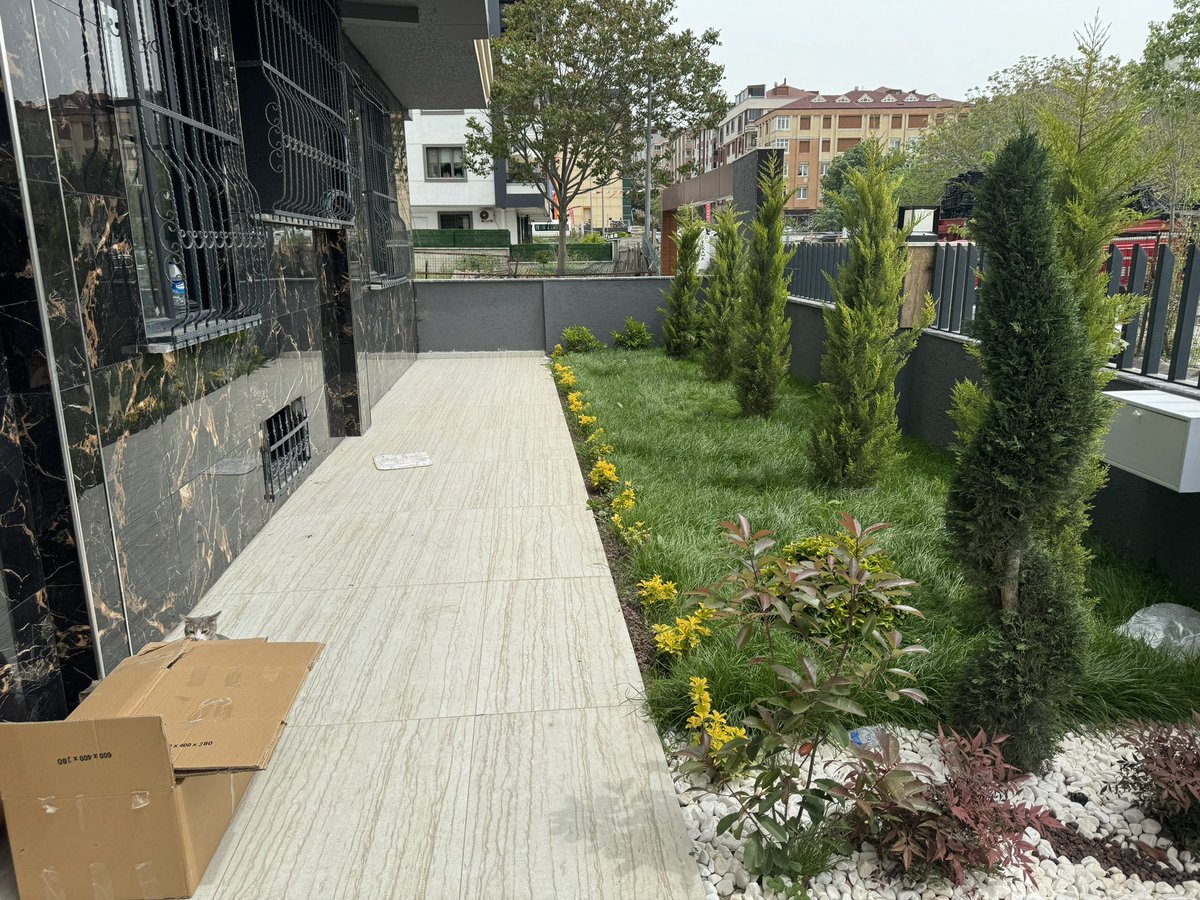 BellanEmlak's tweet photo. Şirinevler 'de özel peojede satılık son 2 daire ...
1 Adet yüksek giriş 3+1
1 Adet normal kat  2+1
Her daireye 1 adet
#otopark
#çocukparkı
#yeşilalan 
#güvenliklisite 
#kamelya 
#konutkredisi https://t.co/vjHRbqsCYN
