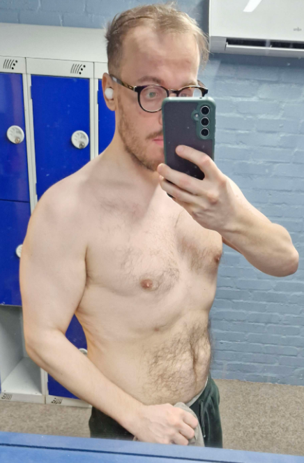 Sam tweet media