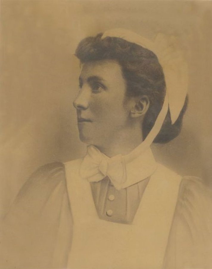 #OnThisDay 1916 Margaret Keogh was the first civilian casualty of the Easter Rising. A nurse in South Dublin Union (now St. James' Hospital), she was checking on patients during a lull in the fighting & was shot by two British soldiers. #Ireland #History @fallon_donal