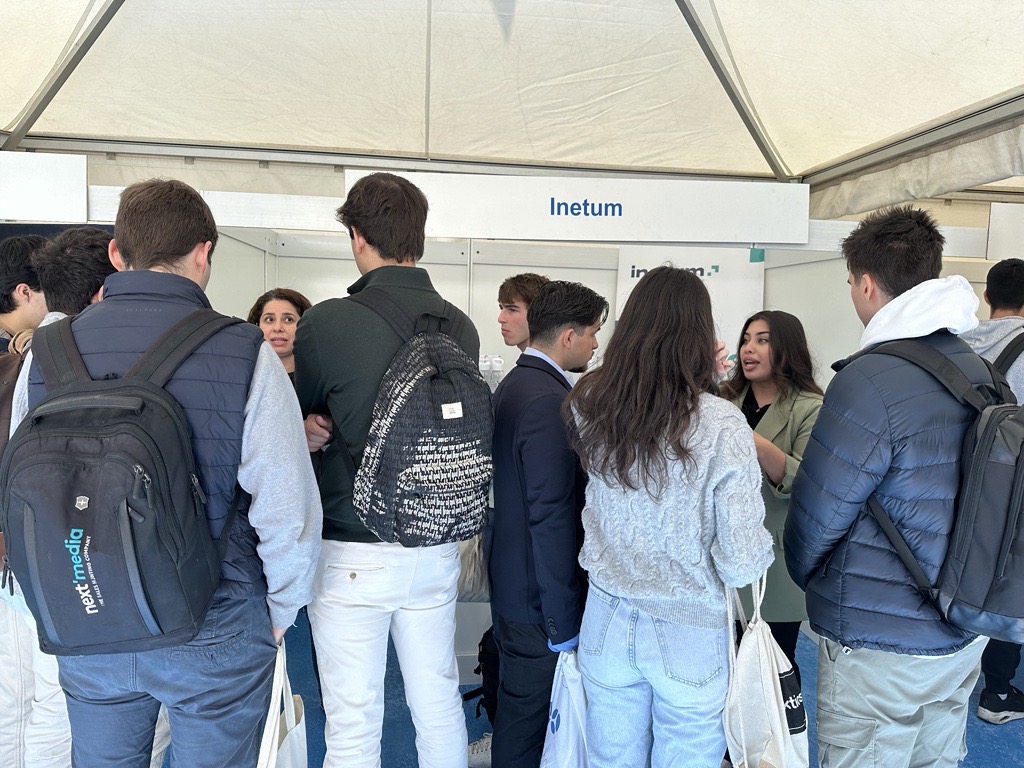 inetum_es's tweet photo. En #FIBVisiona explicamos a los estudiantes las posibilidades de colaboración con #Inetum.

¿Buscas empleo o realizar tu TFG o TFM en una empresa? ¡Te esperamos!

Gracias a todos por interesaros por nosotros y a nuestras compañeras de #People.

@fib_upc @la_UPC
#WeAreInetum https://t.co/E413D60TuA