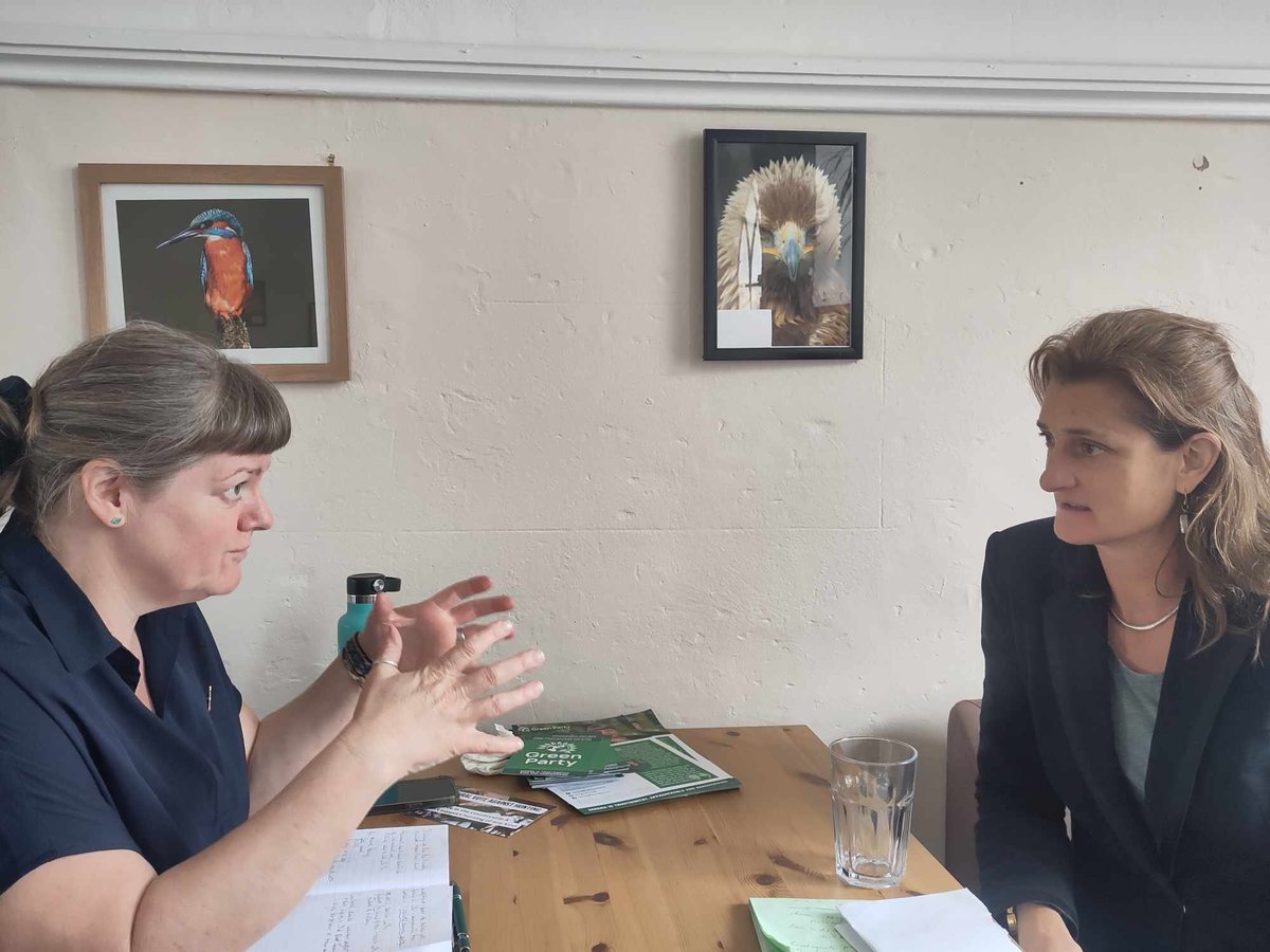 I had a great visit to see South Somerset Greens yesterday, meet the fabulous Serena Wootton @serenaforyeovil , and talked to community members about local police and crime issues in Chard.