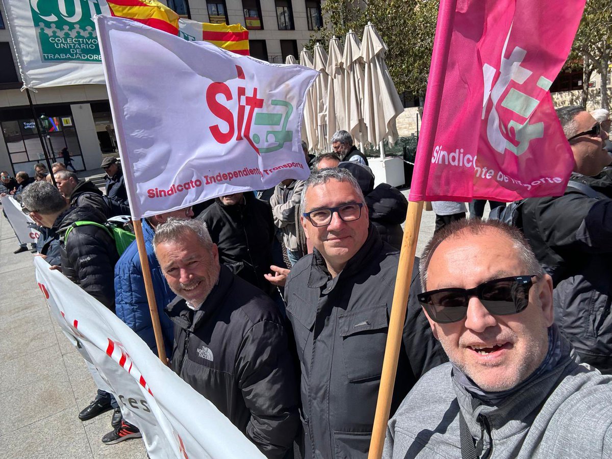 comunicacio_SIT's tweet photo. Sindicato independiente en Zaragoza por la jubilación a los 60 @ACTUB3 @TbCcoo @UGTBusTMB @TMB_Barcelona @Yolanda_Diaz_ https://t.co/5pIBP7ze85