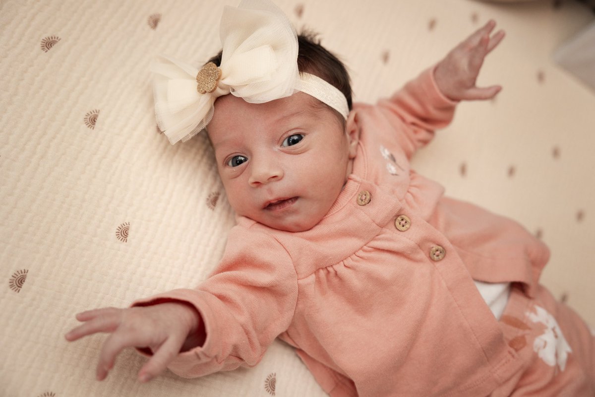 iitzKnight's tweet image. Typical me announcing something over a month late but I’ve leveled up from gamer to gamer dad everyone welcome Clara