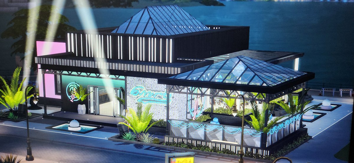 I'm building a Night Club in San Myshuno with the new Party Essentials Kit 💃 
#thesims #TheSims4 #thesims4partyessntials #ShowUsYourBuilds #PartyEssentials