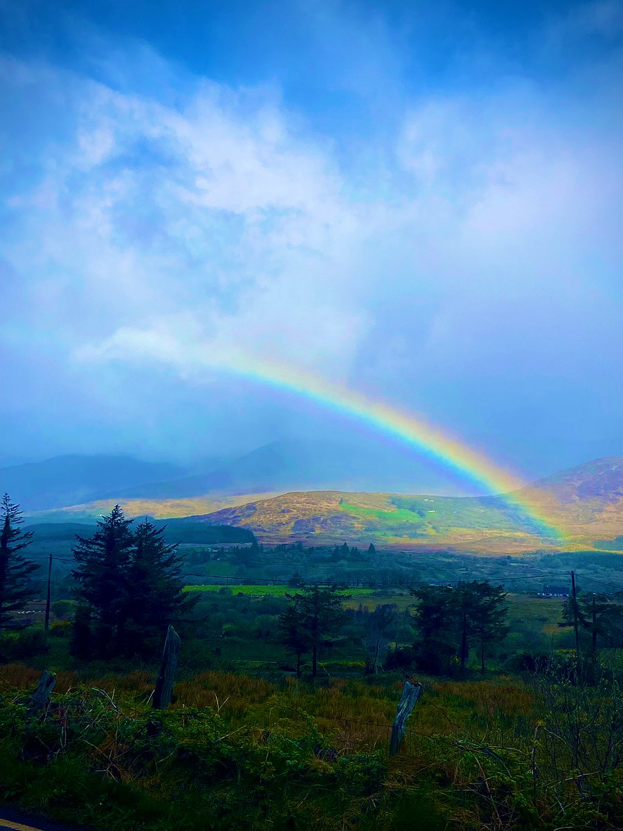 lucindad16's tweet photo. A wee bit of Ireland #Ireland #TRAVELCOLLECTION https://t.co/GUTxmQcTug