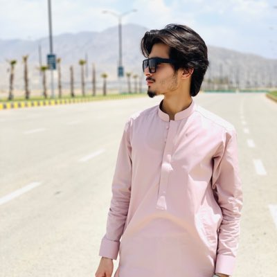 shayan_k25's tweet photo. - 🤍 #Binance #MOONLIGHT https://t.co/MXhLKmE4fH