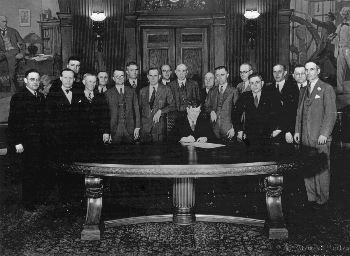 April 24: On this day in 1931, Governor Henry Caulfield signed Senate Bill 36 creating the Missouri State Highway Patrol. #MSHP93