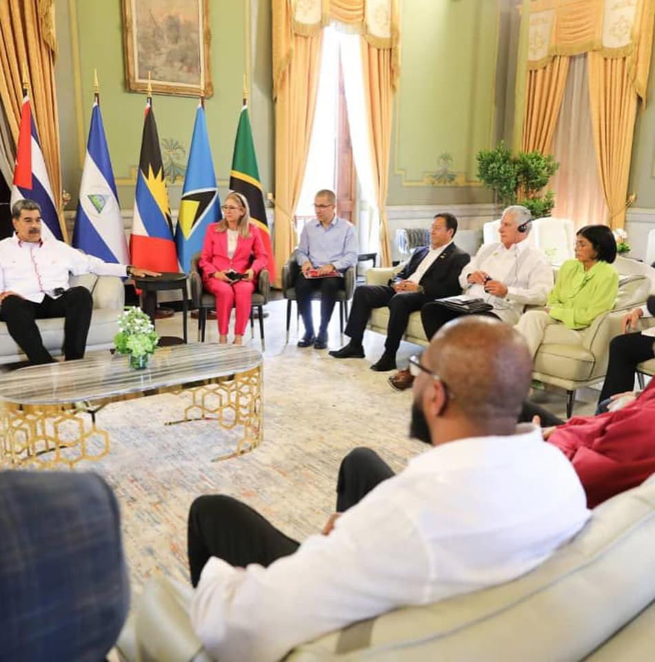 #ManaguaSandinista// Presidente de la República Bolivariana de Venezuela, Nicolas Maduro recibe al Comandante Daniel Ortega que participara en la XXIII Cumbre de la ALBATCP, en el Palacio de Miraflores. #4519LaPatriaLaRevolucion