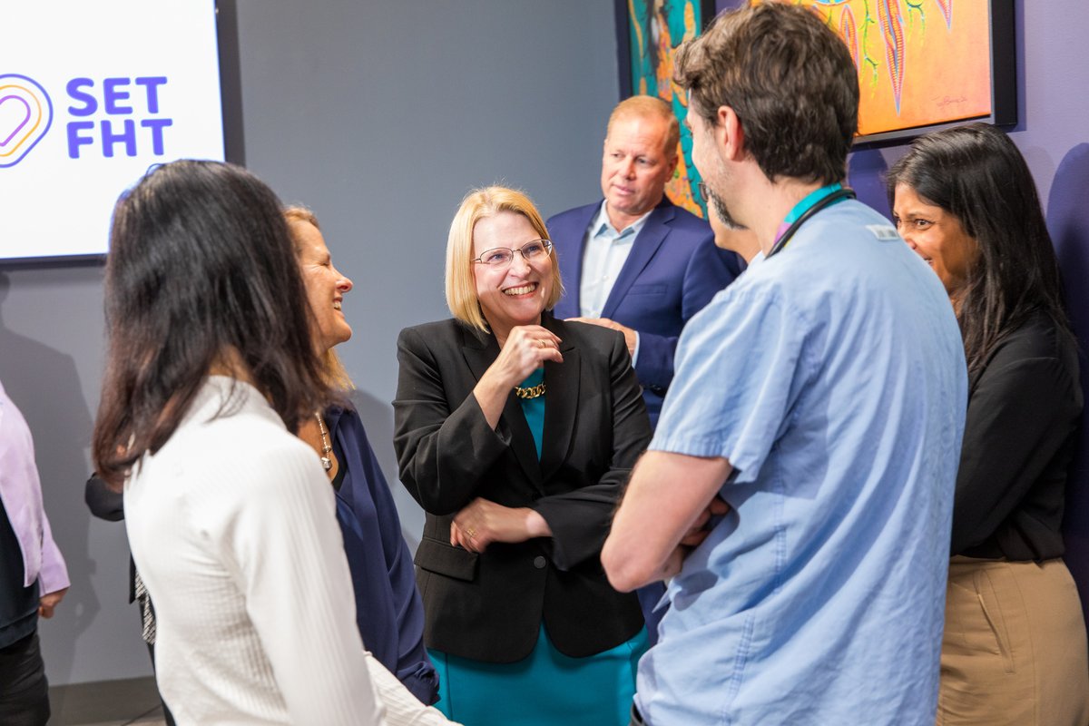 SylviaJonesMPP's tweet photo. Through our Patients Before Paperwork initiative, our government is helping family doctors spend more time with their patients. 

Learn more: https://t.co/25y2ypoYg3 https://t.co/CSW4DHJwYa