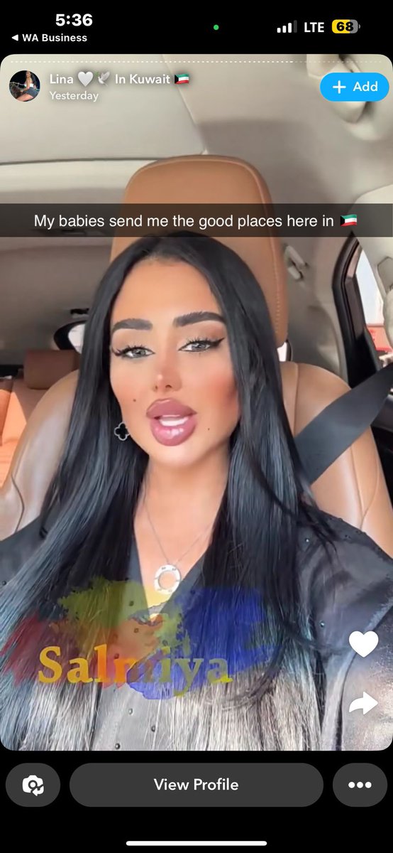 #مساعد_القريفه
#وزارة_الداخليه
<a href="/Moi_kuw/">وزارة الداخلية</a> 

الساده الافاضل في وزارة الداخليه 

ممكن نعرف هذه المخلوقه كيف دخلت الكويت !!!!

ومن الذي استضافها في الكويت !!!!

وهل بحثتوا عنها وعن نشاطها وسيرتها الذاتية قبل السماح لها بدخول الكويت والتصوير امام اهم معلم من معالم الكويت !!!