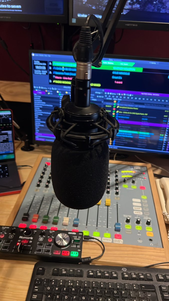 Thursday I am doing 4-8 on @RadioWoking . 4-6 with my normal mix of tunes and Travel. Then the The Little Telly Upstairs Show from 6-8, music from the Movies U can expect ISSAC HAYES, THE 5,6,7,8s, NICK CAGE,THE COMMITMENTS & DORIS DAY. You can email studio@radiowoking.co.uk