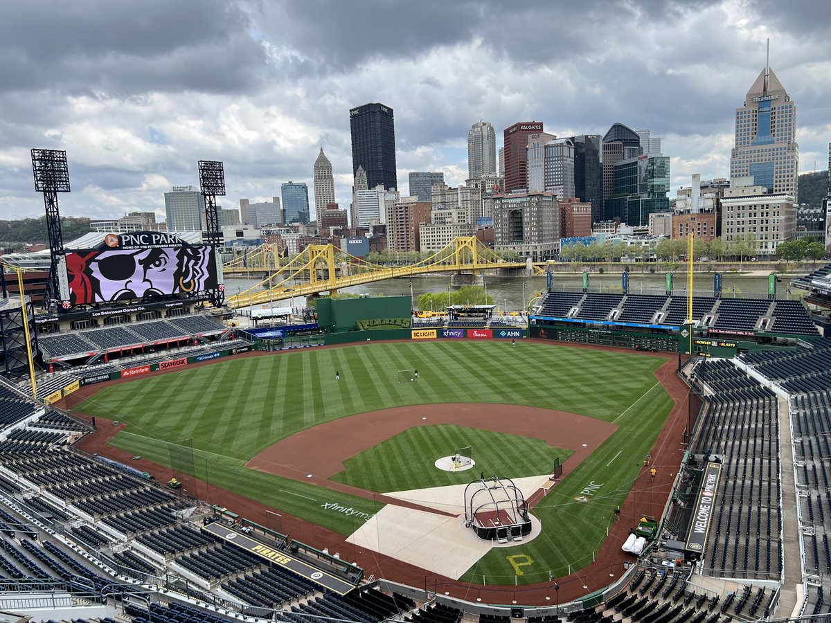 Our @cdcrisan is at PNC Park where the Pirates host the Brewers at 6:40 p.m. Before we get there, though, GM Ben Cherington will speak with reporters at 3:45 p.m. Follow all of today’s coverage in our #Pirates Feed: dkpittsburghsports.com/team/pirates/f…