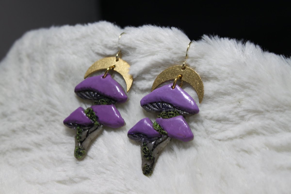 MeadowstoneRVA's tweet photo. I’ve finally updated the shop with some new pieces I’ve been slowly working on the last few months.

https://t.co/be9TtRvqr4 https://t.co/6M9US6qCwz