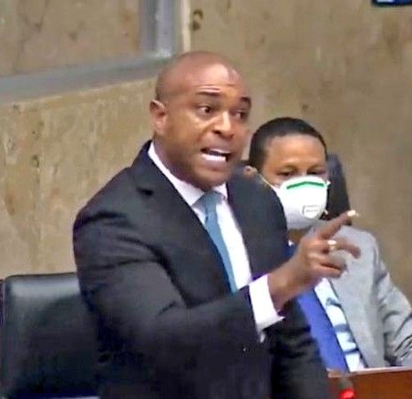 Enterate_507's tweet image. Panameño, de ti depende si seguimos con la asamblea actual o si la renovamos por completo.

Merecemos más que esto.