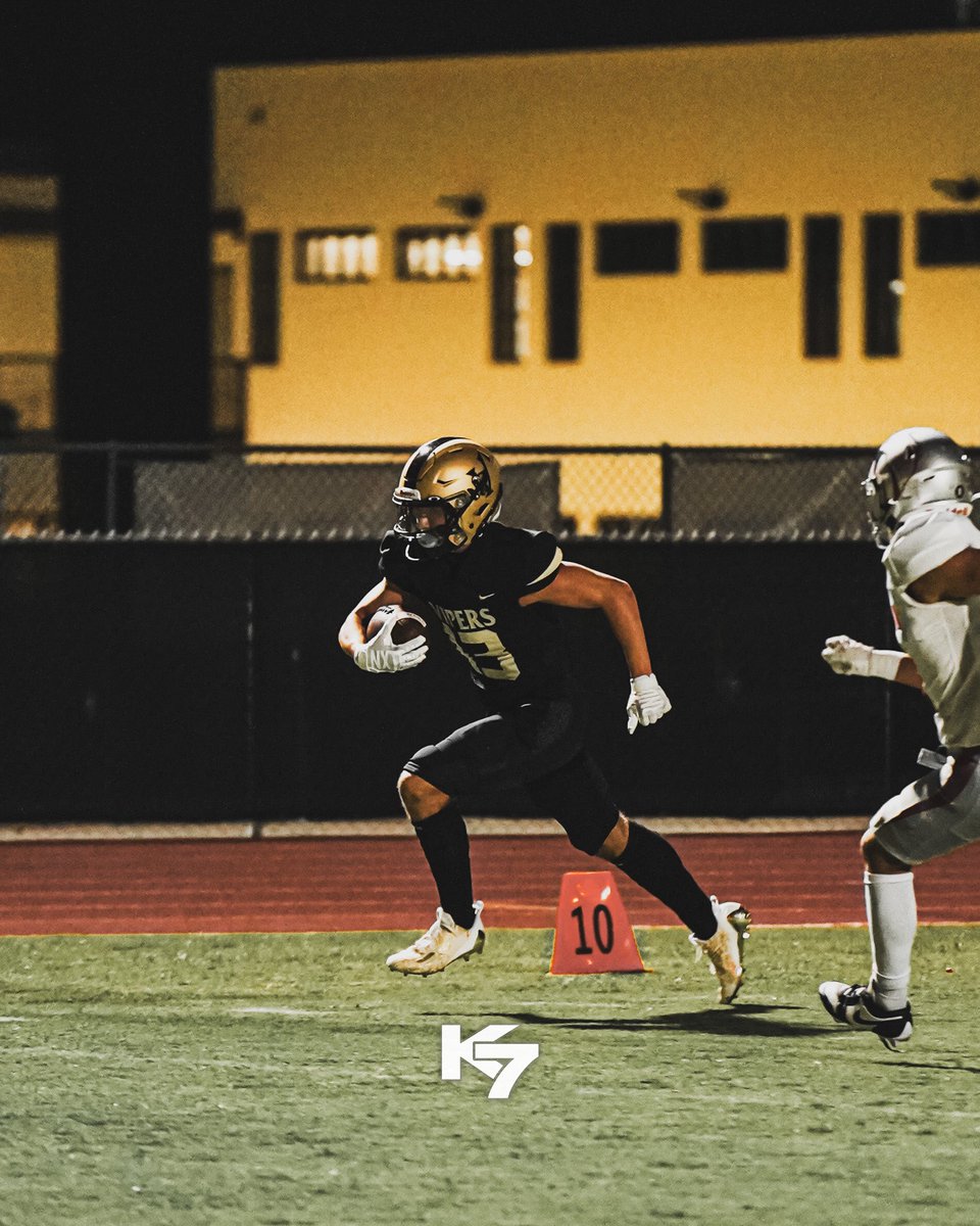 Check Out @jordan_hiller13 this Big Time West Side Wideout!!! Crisp Route Runner, Great Hands, and Speed!!!! Huge SR year expected @1verrado @verradofootball @VFBboosters @MyRecruits_ @gridironarizona