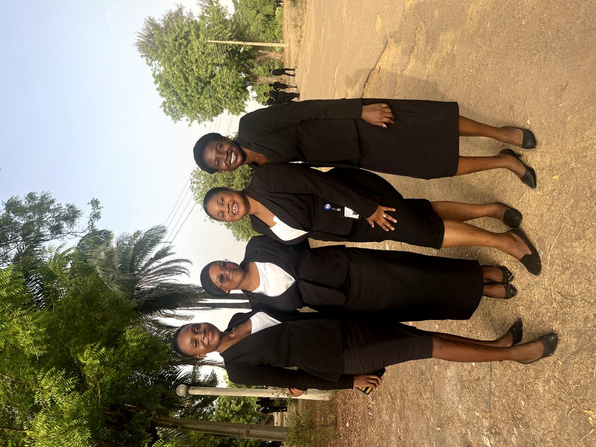 EKukogho's tweet photo. We and I have dined with the Body of Benchers😎
#BOBDinner #firstbobdinner

@nls_kanocampus https://t.co/OLSk7nxZpp