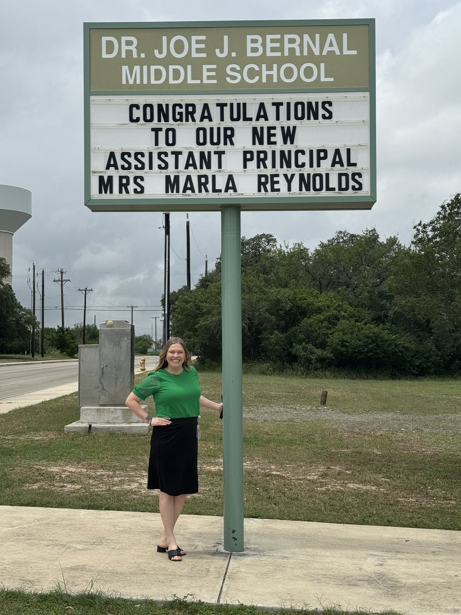 Congratulations to our NEW Assistant Principal @marlareynolds25 We are all so excited for you and thankful that you will continue serving our @NISDBernal community!