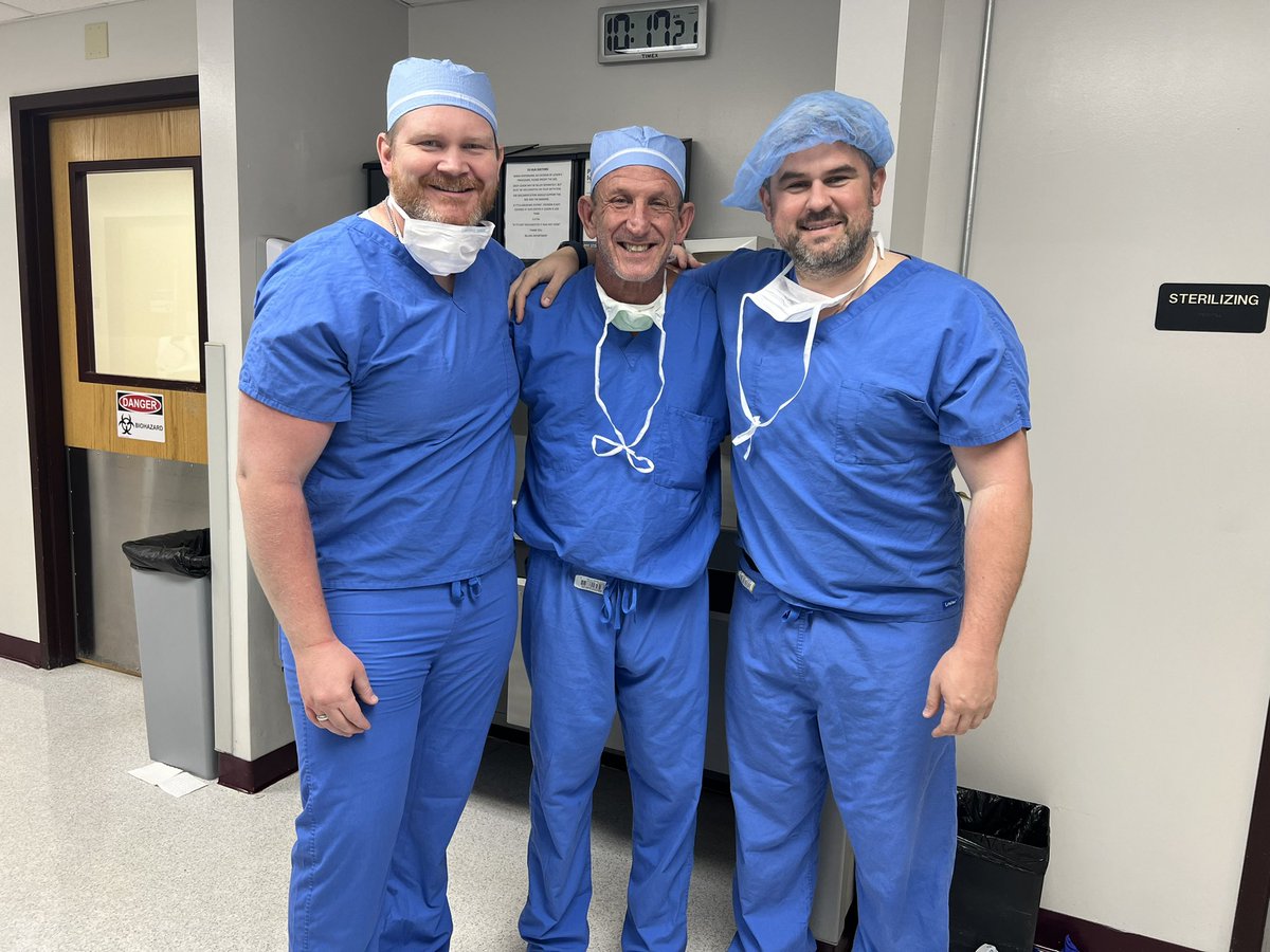 Had a great time in Miami with my co-fellow @DrLybberator learning from the great @paulperito about all aspects of prosthetic urology. @MayoUrology
