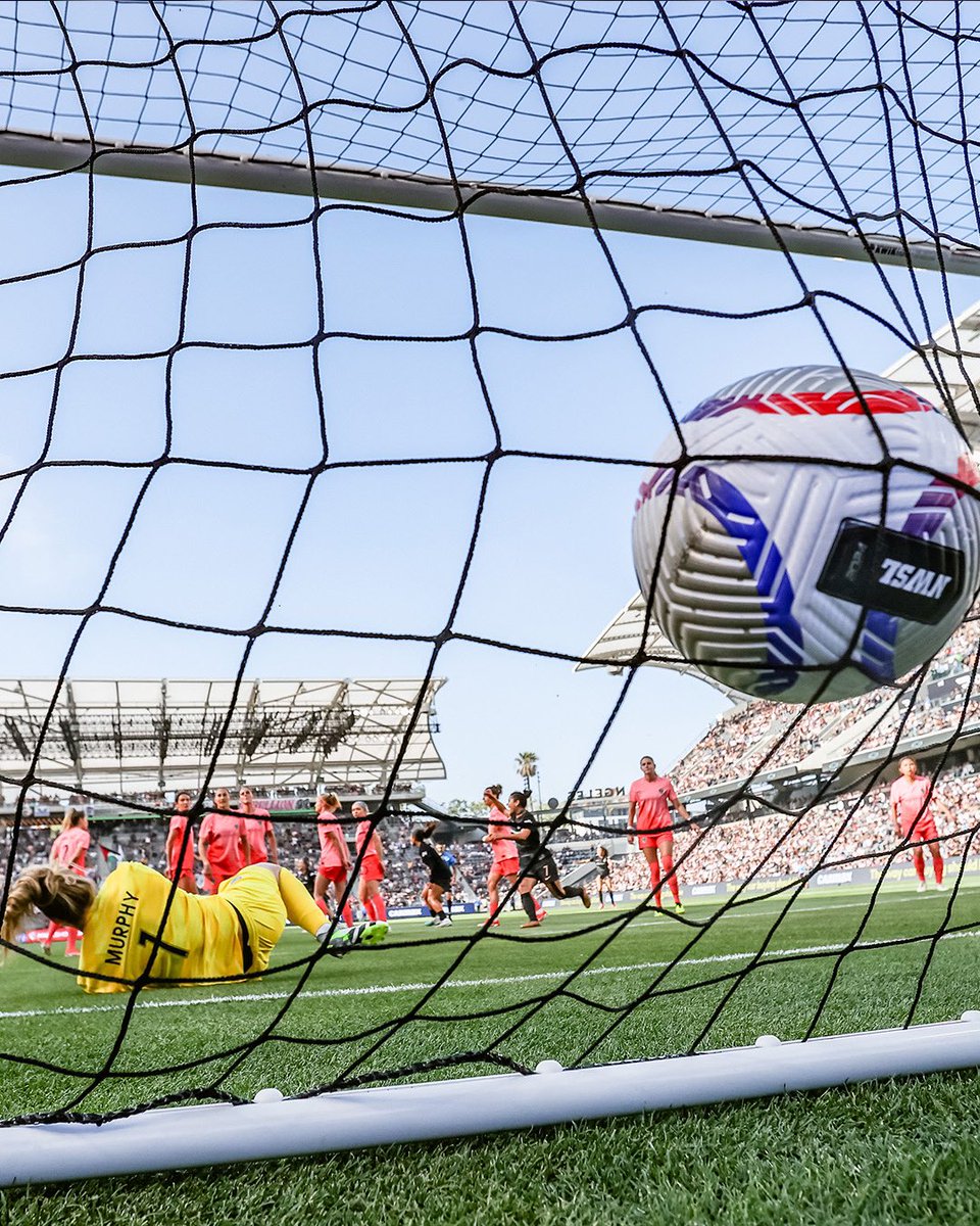 In our recent match against North Carolina, Claire Emslie scored the FIRST direct free-kick goal of this NWSL season. 😤