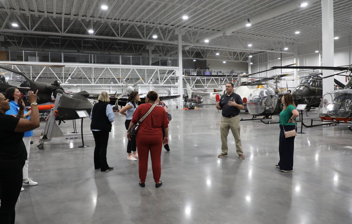 We recently welcomed the Alabama Department of Commerce to the home of Army Aviation for a Meet Your Army event! Appreciate the great dialogue as they received a closer look at the mission and activity at Fort Novosel! #Wiregrass #CommunityPartners 

#FlyArmy
