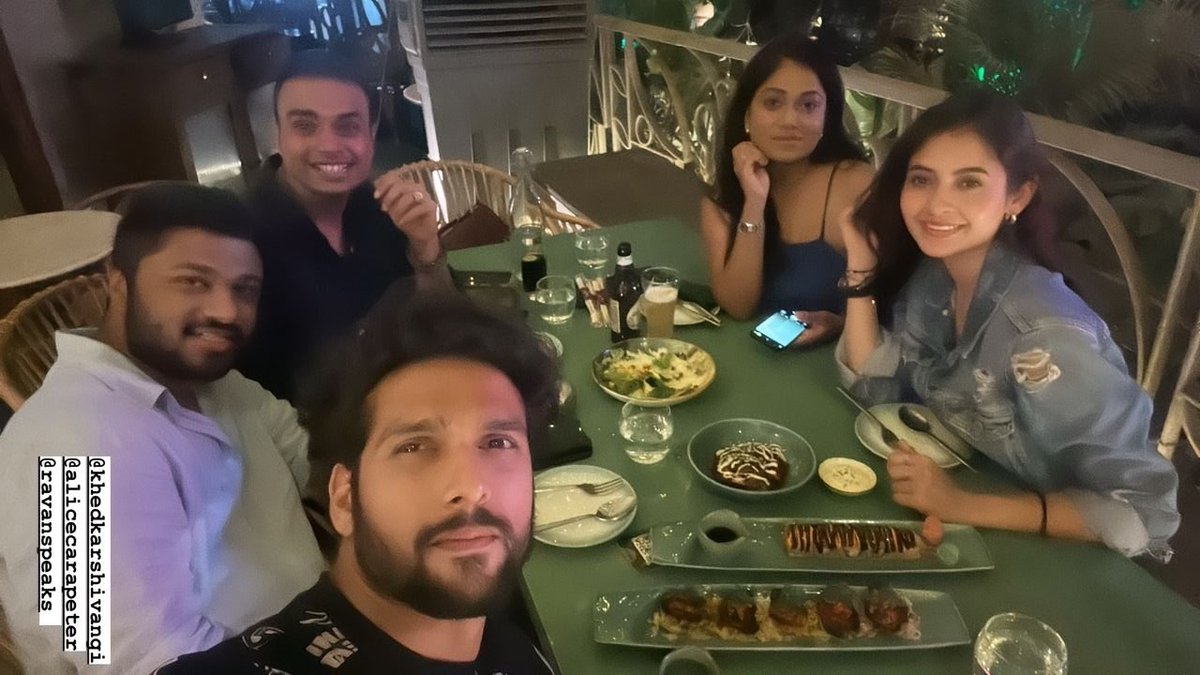 dinner with friends #SaiKetanRao #ShivangiKhedkar #SaiShi