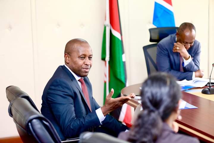 Ushirika_Kenya's tweet photo. In our commitment to promote the #Cooperativemovement in the socio-economic transformation of our economy, today @PSKilemi joined his colleagues PS for @kilimoKE, @jmueke and @Trade_Kenya, @AlfredKOmbudo during a briefing meeting on the Commercialisation of Livestock programme. https://t.co/GWZo5EzGeC