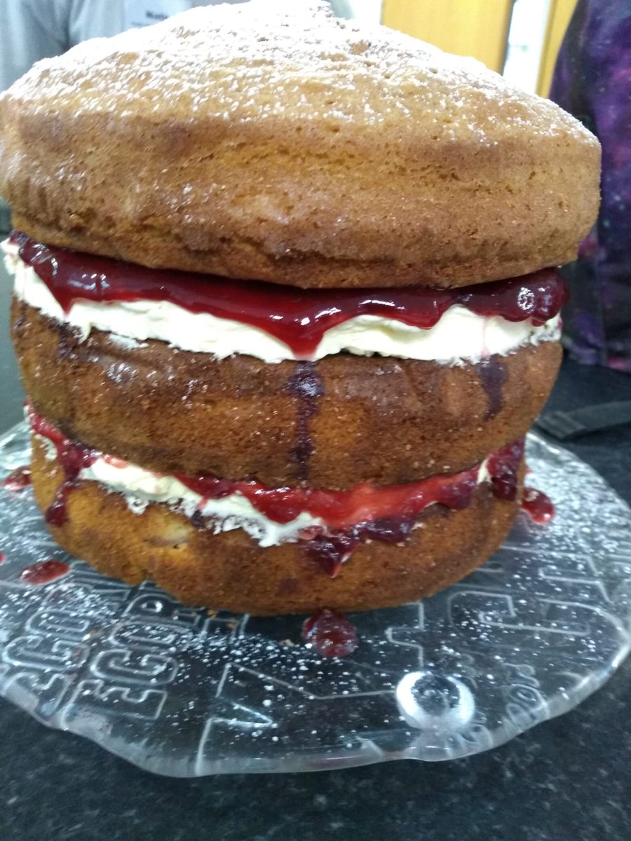 #YoungPerson :' Samena I've got a day off college ,would you like me to bake a Victoria sponge for our afternoon tea event today'
Samena : Yes,that would be lovely.thank you.See photo for the cake that arrived today #youth  #youthvoice #creative #talent #youthworker #youngpeople