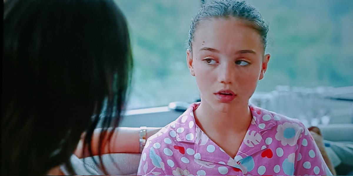 quiqquilla's tweet photo. surprise of #3season  #KuşUçuşu is the lioness Mila who rebels against her mother's surrender, hits to death by the scandal in which she is involved she forgets that being on the throne means enduring and remaining indifferent in the face of the attacks of the little creatures. https://t.co/8LezvSWSLo
