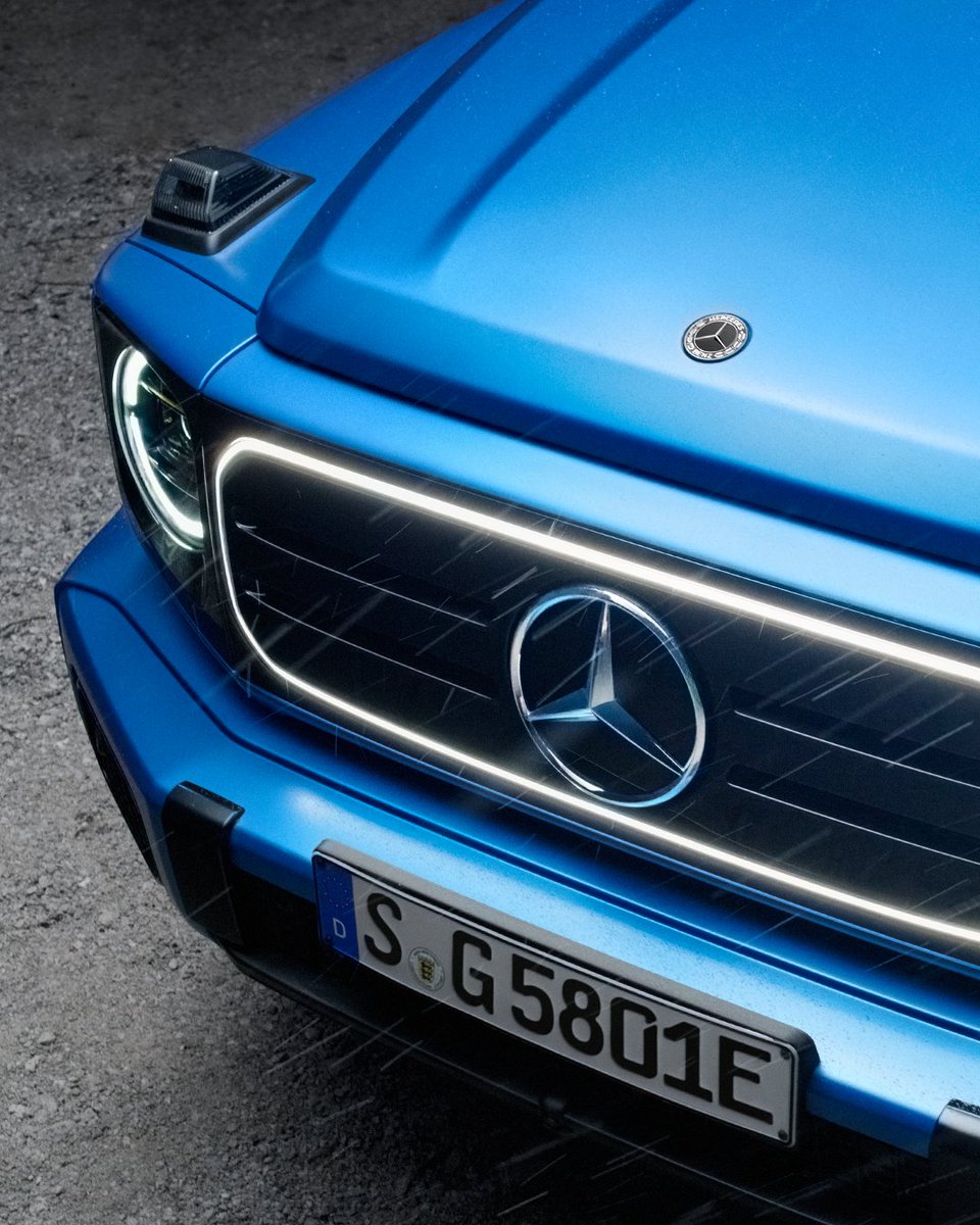 The Rise of Electric: Introducing the all-new electric G-Class.
 
#TheGeländewagen #G580 #GClass #MercedesBenz

[Mercedes-Benz G 580 mit EQ Technologie | Energieverbrauch kombiniert: 30,3-27,7 kWh/100 km | CO₂-Emissionen kombiniert: 0 g/km | CO₂-Klasse: A]