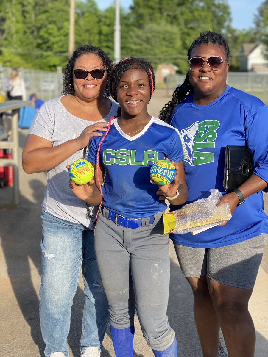 TyMaddox2029's tweet photo. Yesterday we defeated Brown to clinch a 2nd place regular season finish. This game was a lesson on growth for me. From Monday night crashing the ball to 3 ABs resulting in walks. #stillgrowing #7thgradeSZN #SoftballIQ #EaglesSoftball @SBRRetweets @SoftballDown @FrostFalcons10 https://t.co/X8tRRXPQSP