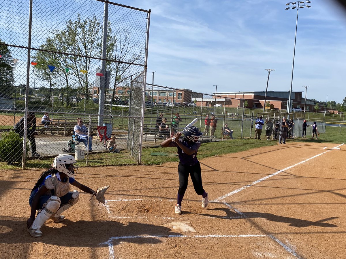 TyMaddox2029's tweet photo. Yesterday we defeated Brown to clinch a 2nd place regular season finish. This game was a lesson on growth for me. From Monday night crashing the ball to 3 ABs resulting in walks. #stillgrowing #7thgradeSZN #SoftballIQ #EaglesSoftball @SBRRetweets @SoftballDown @FrostFalcons10 https://t.co/X8tRRXPQSP