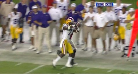 LSUBarstool's tweet photo. Since CFB is giving Reggie his heisman back might as well fix this one next https://t.co/1EHgW8CrVv
