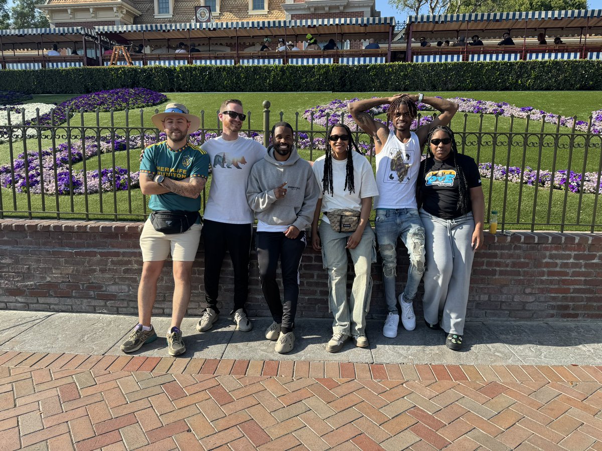 Kyle (@kyleat15th) on Twitter photo First Summit W officially in the books! Had an incredible time with some PHENOMENAL leaders in Cali. Ending the title run with a trip to Disney was a fitting conclusion to a RUN FOR THE AGES. @TeamPVEOHPA <a href="/bmf19149/">Team BMF 💸</a> <a href="/ATT/">AT&T</a> <a href="/keroninc/">Keron Incarnato</a> <a href="/404girl/">Betsy Francis</a> First Summit W officially in the books! Had an incredible time with some PHENOMENAL leaders in Cali. Ending the title run with a trip to Disney was a fitting conclusion to a RUN FOR THE AGES. @TeamPVEOHPA <a href="/bmf19149/">Team BMF 💸</a> <a href="/ATT/">AT&T</a> <a href="/keroninc/">Keron Incarnato</a> <a href="/404girl/">Betsy Francis</a>