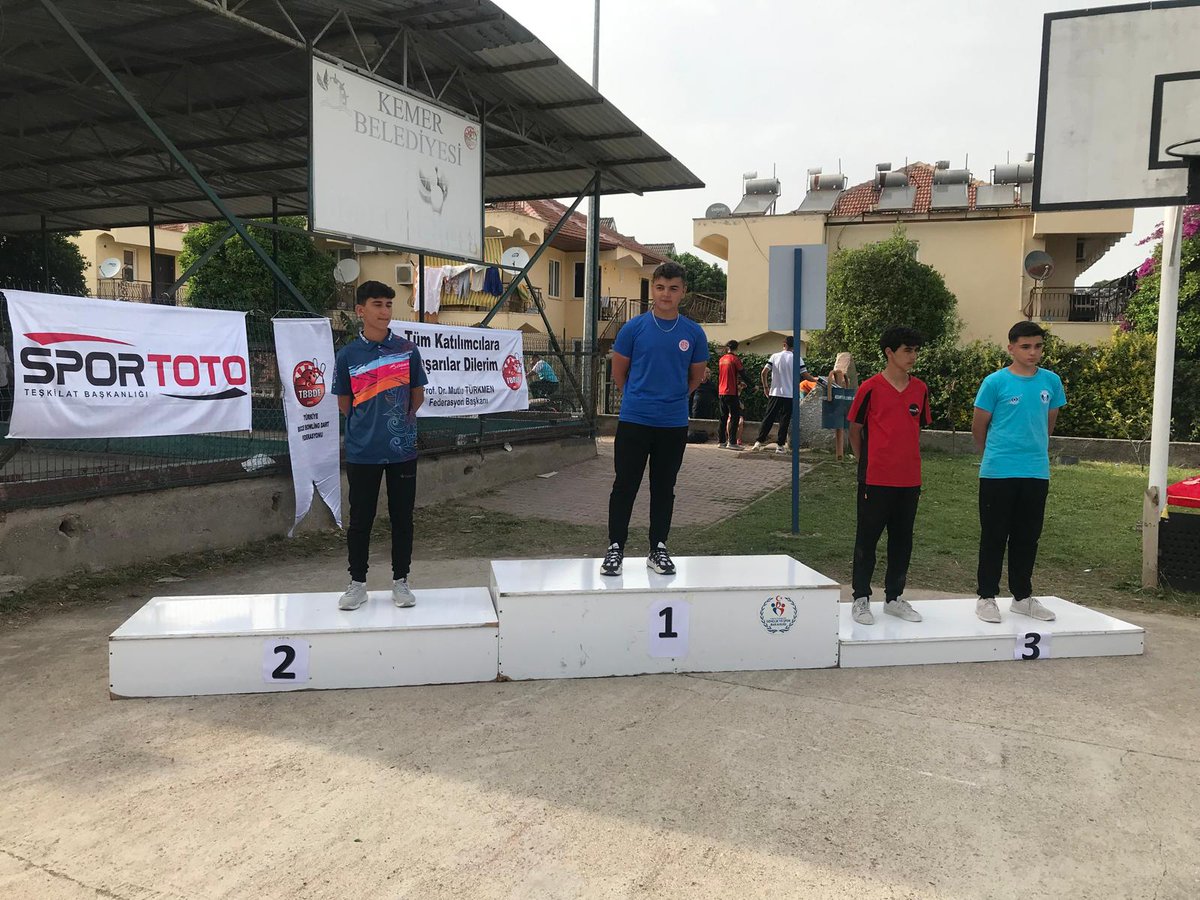 1964 Havuzbasi Spor kulubu Bocce sporcumuz Yasir Enhar Ozkul Antalya da ki Türkiye Şampiyonasında 205 sporcu içinde Türkiye 3.,sü oldu Öğrencimizi ve <a href="/aygulkaragul/">aygulkaragul</a> hocamızı tebrik ederiz. 👋👋 <a href="/yndisk/">iskender yönden</a> <a href="/FatihMTopsakal/">Fatih Mustafa Topsakal 🇹🇷</a> <a href="/gopmem/">Gaziosmanpaşa İlçe Millî Eğitim Müdürlüğü</a> <a href="/TBBDF/">🇹🇷 Bocce Bowling Dart Federasyonu</a> #bocce