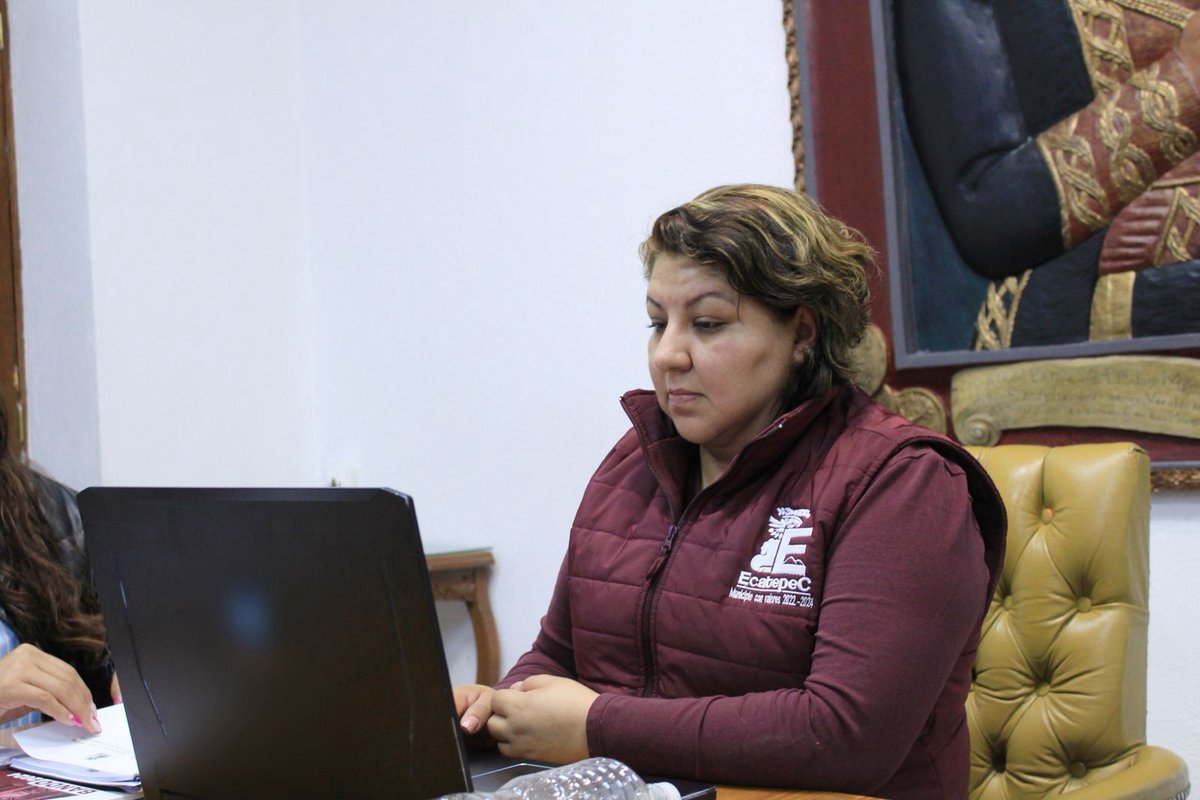 Con el compromiso de impulsar el progreso de Ecatepec, la presidenta municipal por ministerio de ley, Angélica Gabriela López Hernández y el cuerpo edilicio realizaron la Décima Sexta Sesión Extraordinaria de Cabildo.