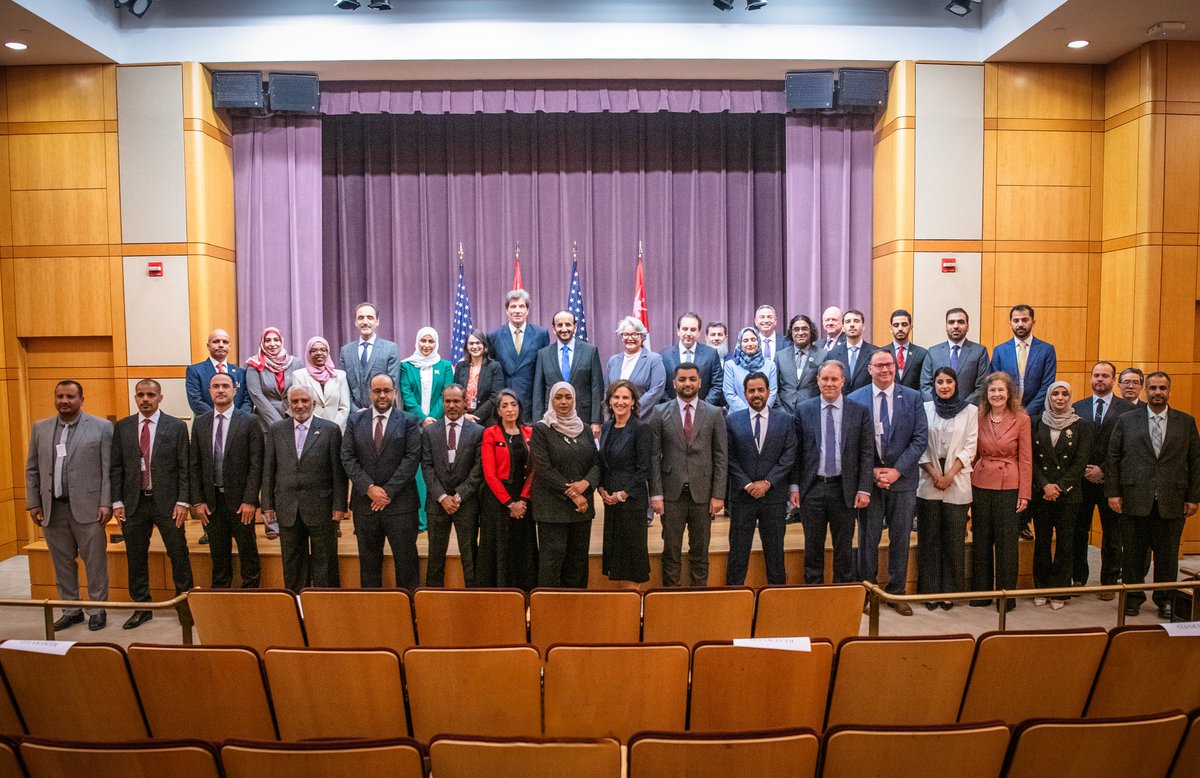 Honored to participate in the first two of many U.S.-Oman Strategic Dialogues to come. Economic ties between 🇴🇲+🇺🇸 are strong, demonstrated by our $3bill+ in annual trade, and continue to grow—evidenced by today’s substantive discussions. More on outcomes: state.gov/joint-statemen…
