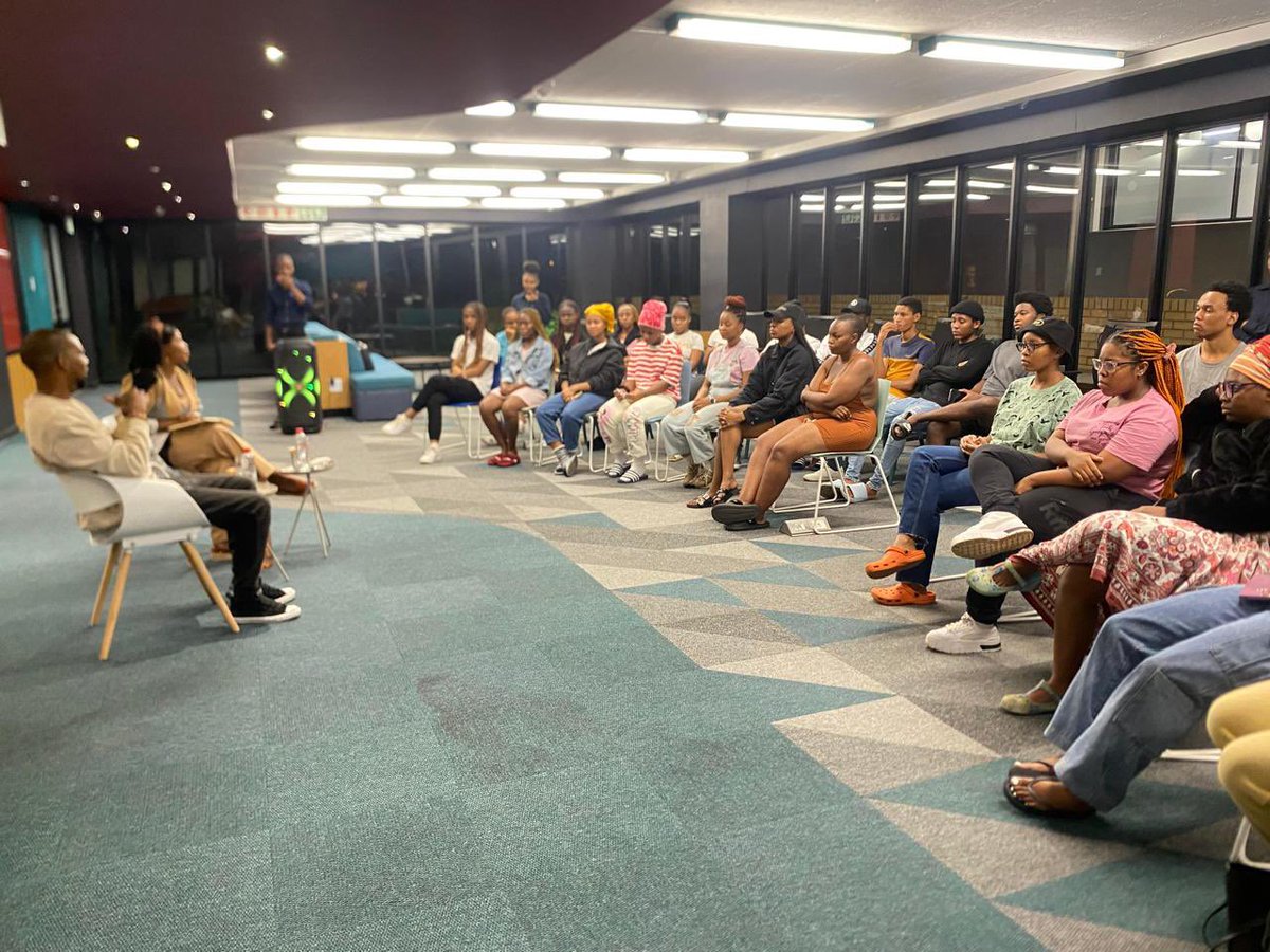 Manned Up Conversations🎙 tweet media