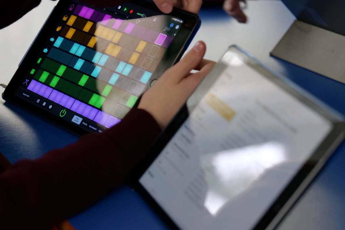 Preparing for our @TTRockstars/ @Numbots day on Wednesday with @Nat_Numeracy  - Using GarageBand to build our background beats! #ADE2024 #PDAMaths
