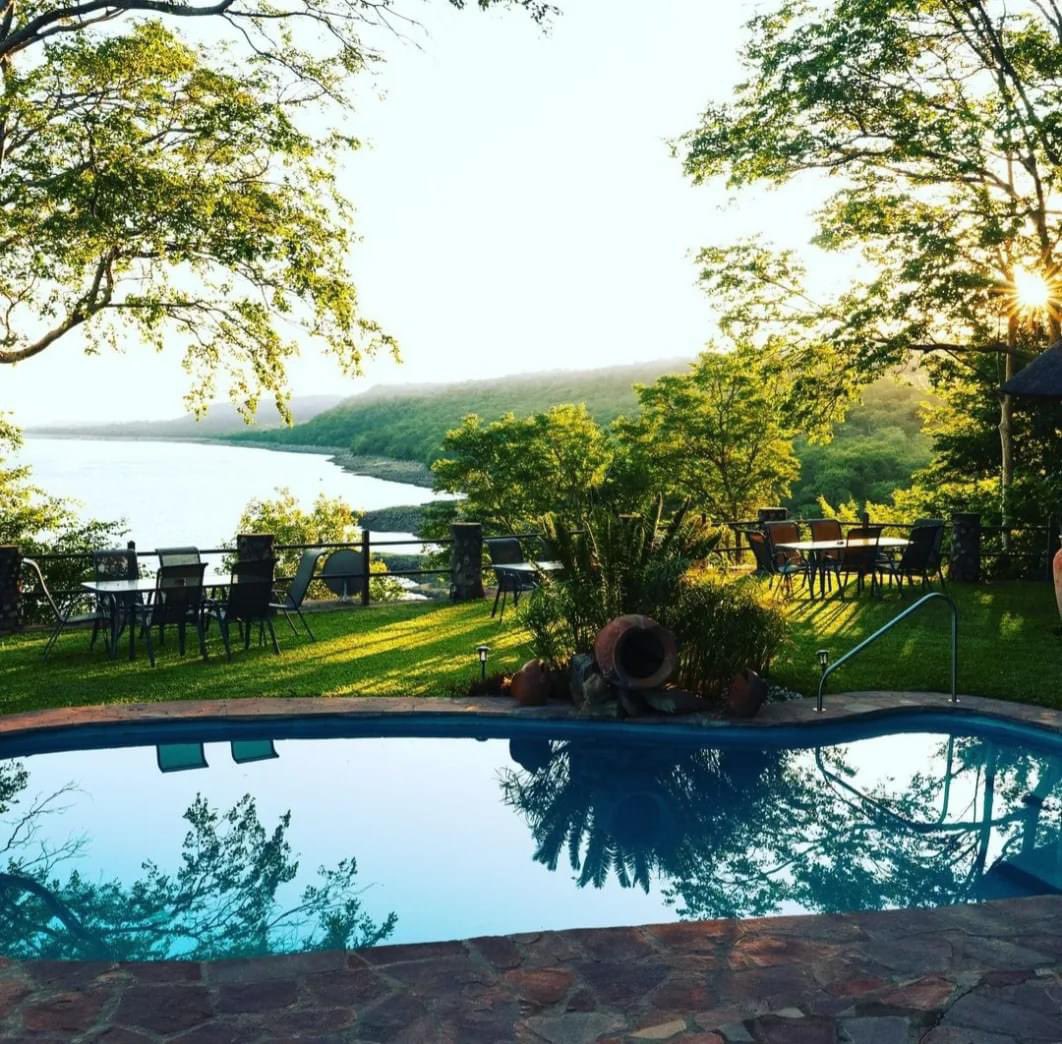 Pk_hvs's tweet photo. Binga, Zambezi River, Zimbabwe
#VisitZimbabwe #TravelWith @Shambazuva https://t.co/XALVvBy1NI
