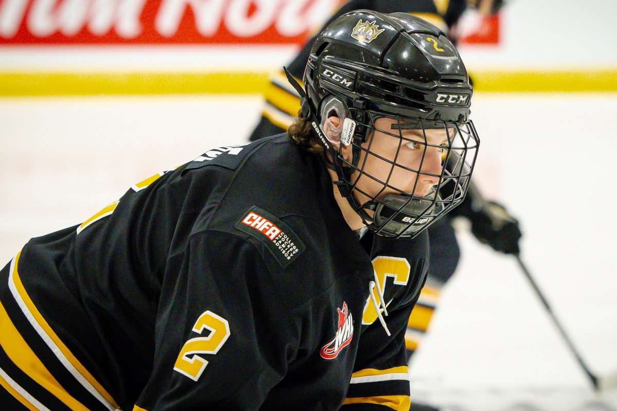 AFTER 1 | Easton Odut scores with 21.9 seconds left to give the @3Awheatkings a 1-0 lead over the @KensingtonWild. APRÈS 20 MIN | Easton Odut marque avec 21.9 secondes à jouer pour donner une avance de 1-0 aux @3Awheatkings sur le @KensingtonWild. #TELUSCup | #CoupeTELUS