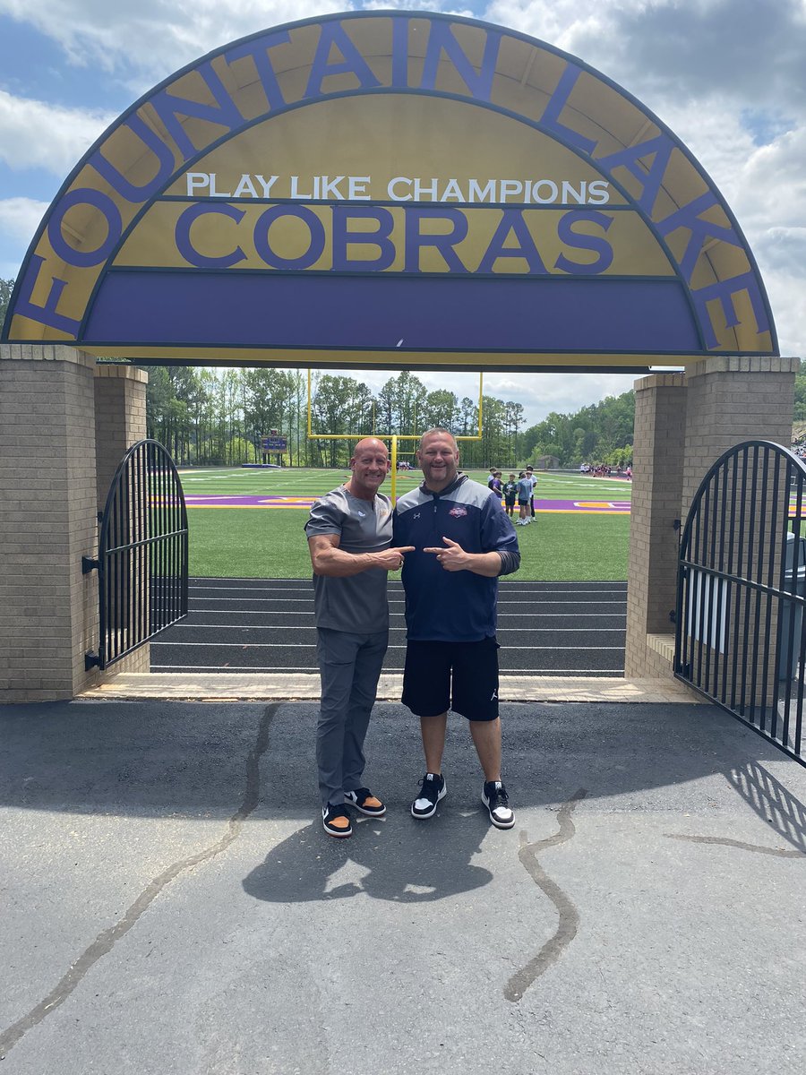 Coach Matt Richardson tweet media