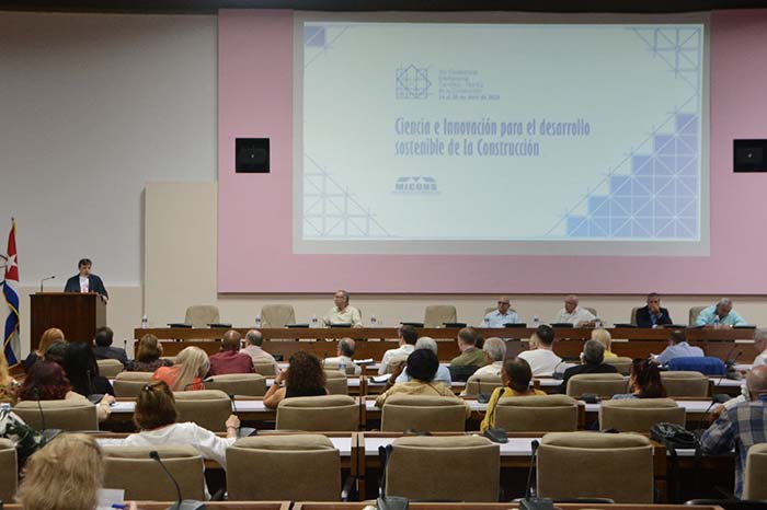 La generación de prácticas sostenibles en apoyo al medio ambiente, desde la ciencia y la academia, constituye uno de los objetivos fundamentales de la XIV Conferencia Internacional Científico-Técnica de la Construcción. Más 📌acn.cu/cuba/viceminis… #ACN50ConLaNoticia