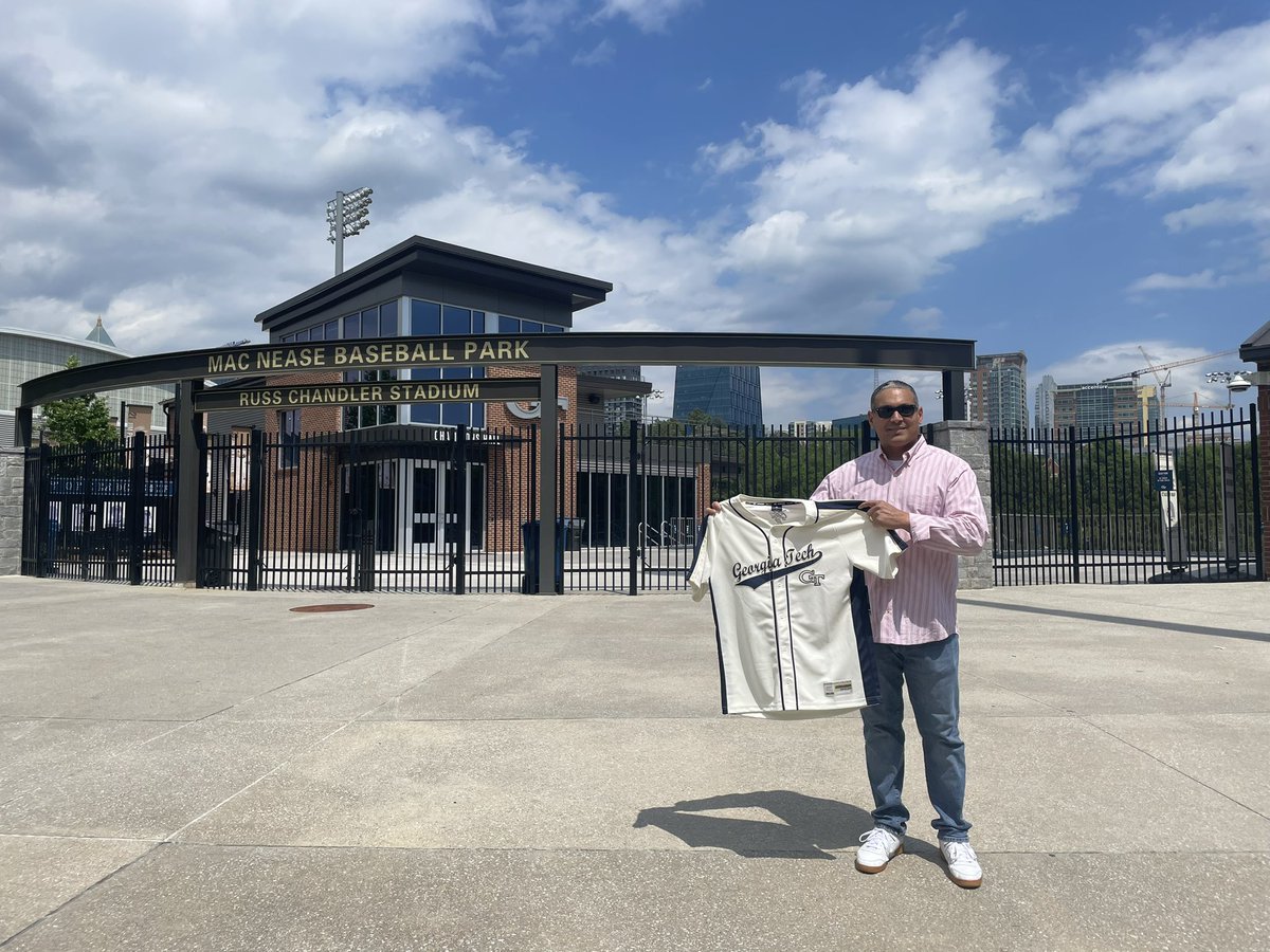 hap024's tweet photo. @parada_kevin_ Old Stomping Grounds !!!! #YellowJackets #georgiatechbaseball @GTBaseball #LGM https://t.co/RlVJj1zq9Q