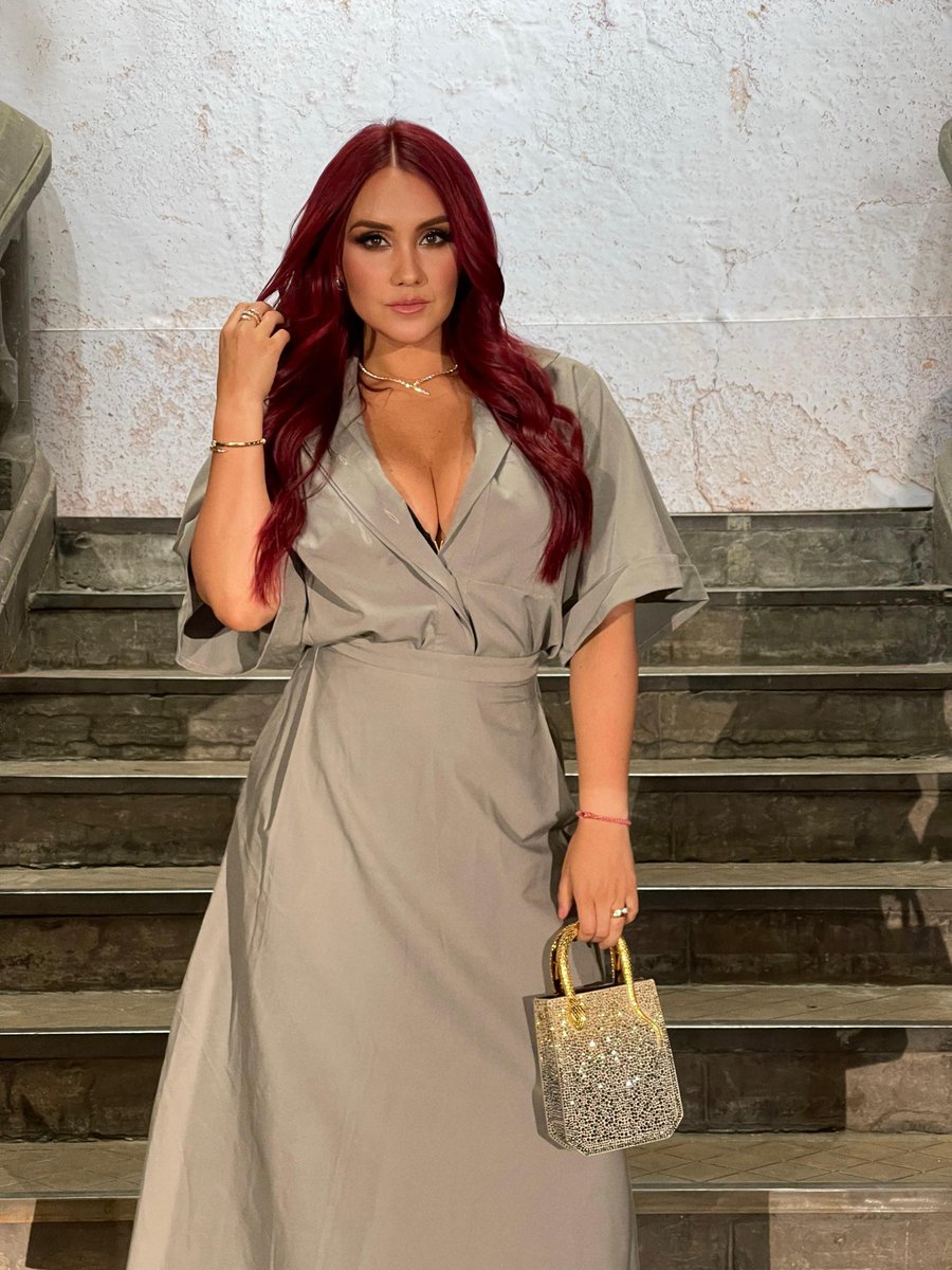 carasbrasil's tweet photo. EXCLUSIVA | Dulce Maria (@DulceMaria ) apostou em um look maravilhoso e acessórios avaliados em meio milhão de reais.

📷: Ariel Quirino https://t.co/E4h1ETb6LQ