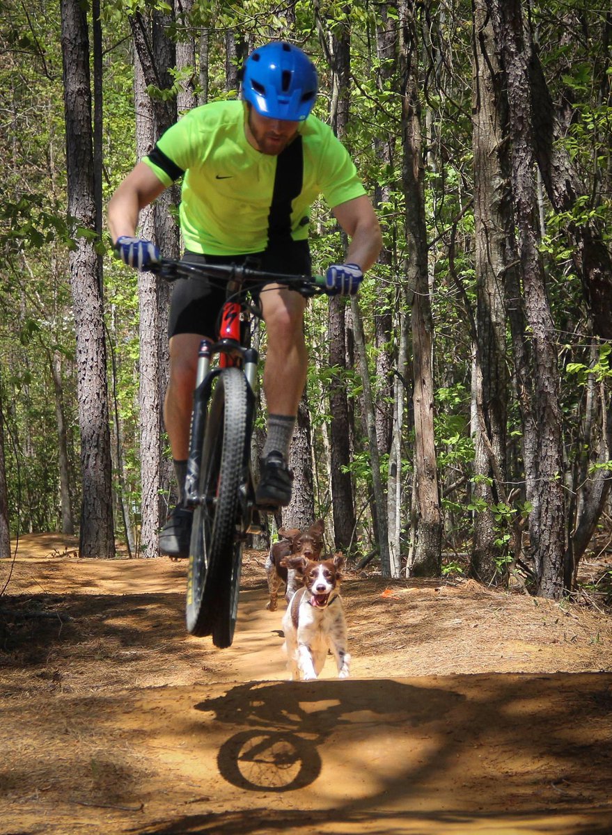 HisandHersLive tweet media