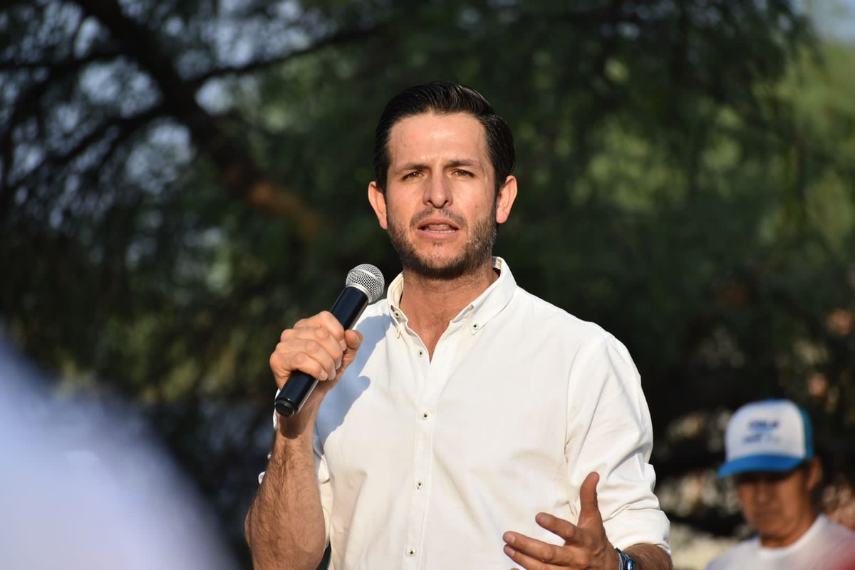 DecalogoOficial's tweet image. #apaseoelgrande 
Le seguirá apostando Chelis al deporte
👇🏽

decalogonews.com/le-seguira-apo…

#deporte #xports #chelis #candidato #pan #presidente #PresidenteMunicipal #campañas #elecciones #voto #política #municipio #deportistas #Decálogo