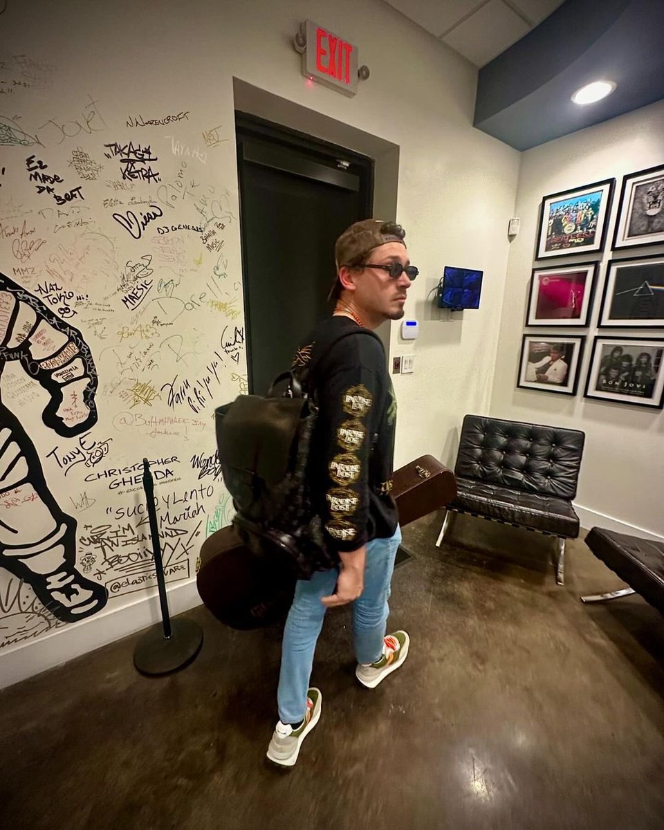 Cris Cab tweet media