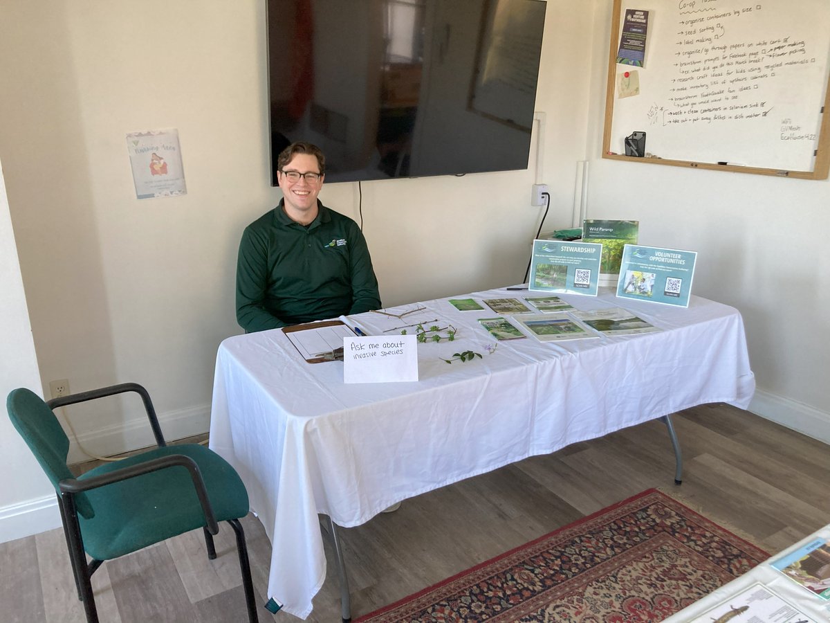 HCA staff recently attended an Ask the Expert event hosted by @Green_Venture Staff were able to connect with residents and offer tips and tricks on local energy and landscapes