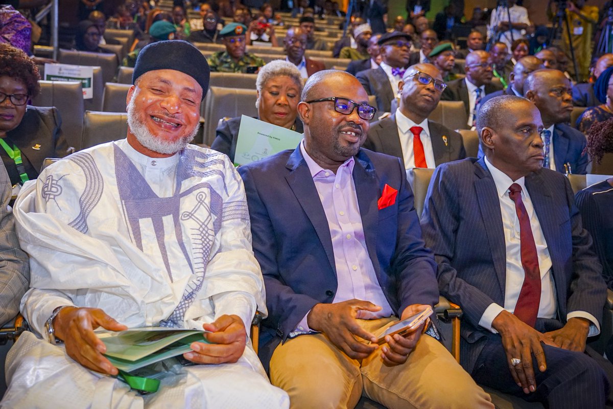 BTOofficial's tweet photo. Earlier today, I joined President @officialABAT (GCFR) represented by His Excellency Vice President @officialSKSM (GCON) at the National Judicial Institute, in Abuja to participate in the National Summit on Justice 2024.

The theme of discussion centred on: Repositioning the Justice System with special interest in Constitutional, Statutory & Operational Reforms for Access and Efficiency.

The keynote speech was delivered by the former Chief Justice of Kenya, Dr. Willy Mutunga, and saw the attendance of top government officials including the Distinguished Senate President, Godswill Akpabio; Chief Justice of Nigeria, Olukayode Ariwoola, SAN; Governor of Kwara State, His Excellency @RealAARahman; Minister of Justice and Attorney General of the Federation, Hon. Lateef Fagbemi, SAN; Minister of Information, Mohammed Idris; President of the Nigeria Bar Association, Yakubu Chonoko Maikyau, SAN amongst others.
